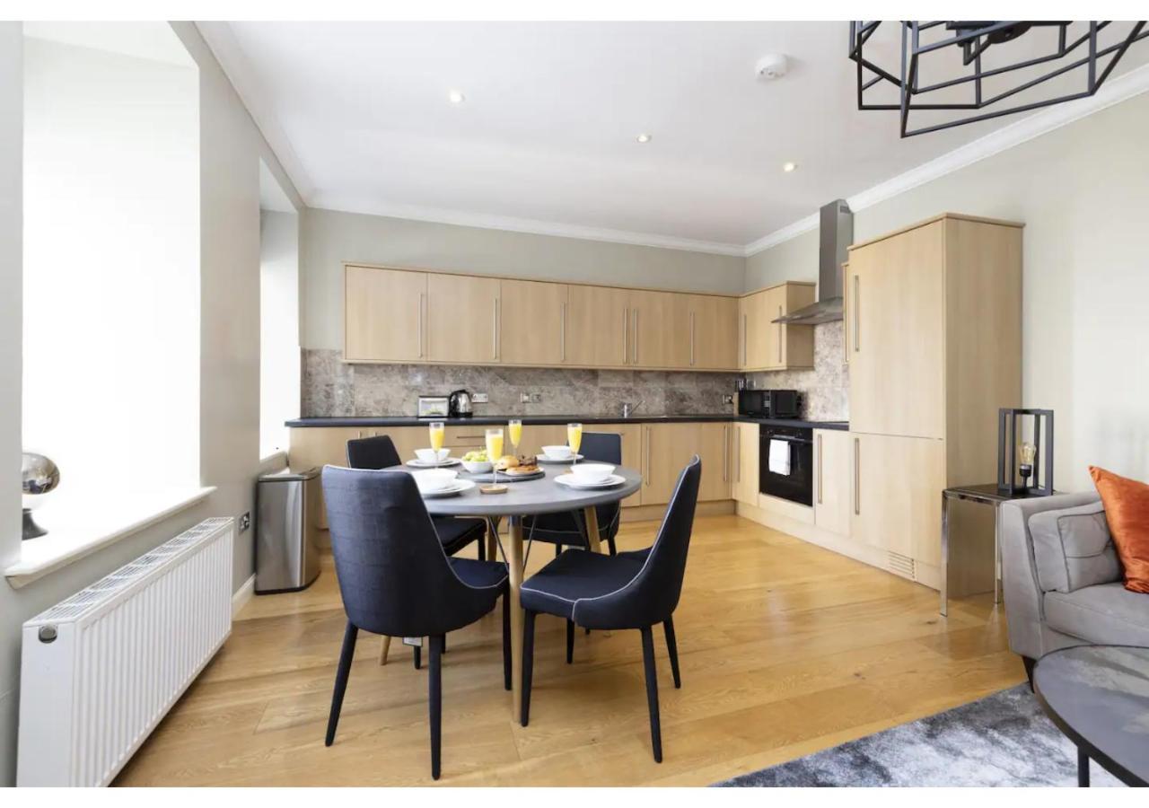 Royal Mile Apartments By Joivy Edimburgo Exterior foto